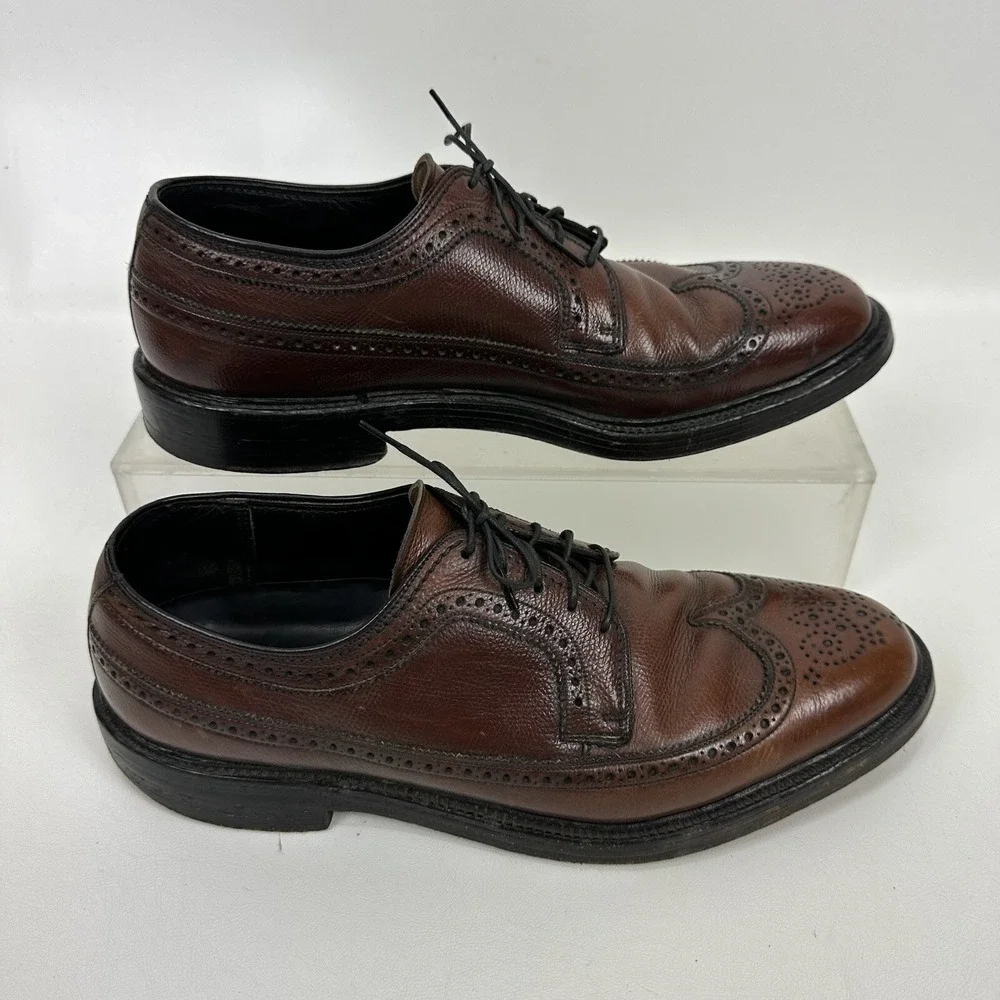Florsheim v cleat‎ wingtip shoes mens size 9.5 C 57237 comb last Vintage